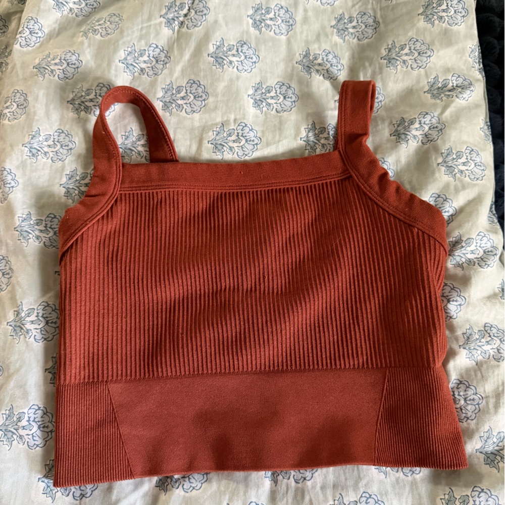 YPB cropped top athletic Women's Ribbed Rust Bra size small